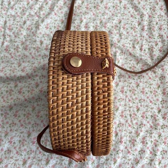 Round Rattan Bag - Picture 3 of 5